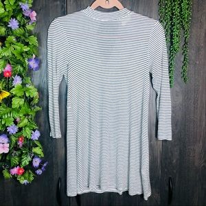 '🌼3/$30🌼Lux Essnetial Denim Long Sleeve Stripped High Neckline Top Size XS